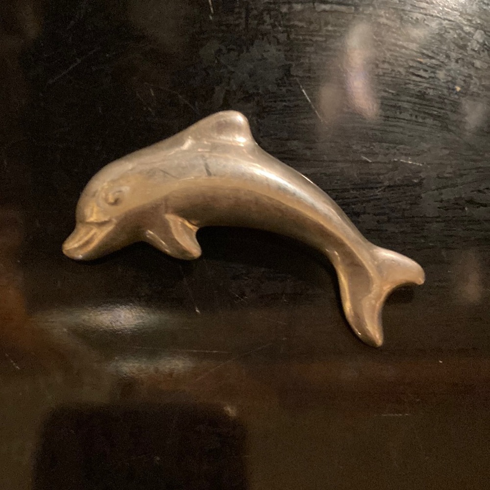 Kabana sterling dolphin brooch pin